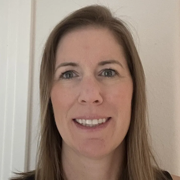 Photo of Dr. Shannon Michelson